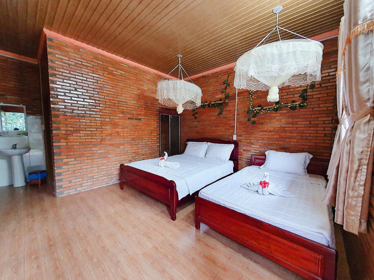 Thuy Tien Eco Lodge Cát Tiên Exterior foto