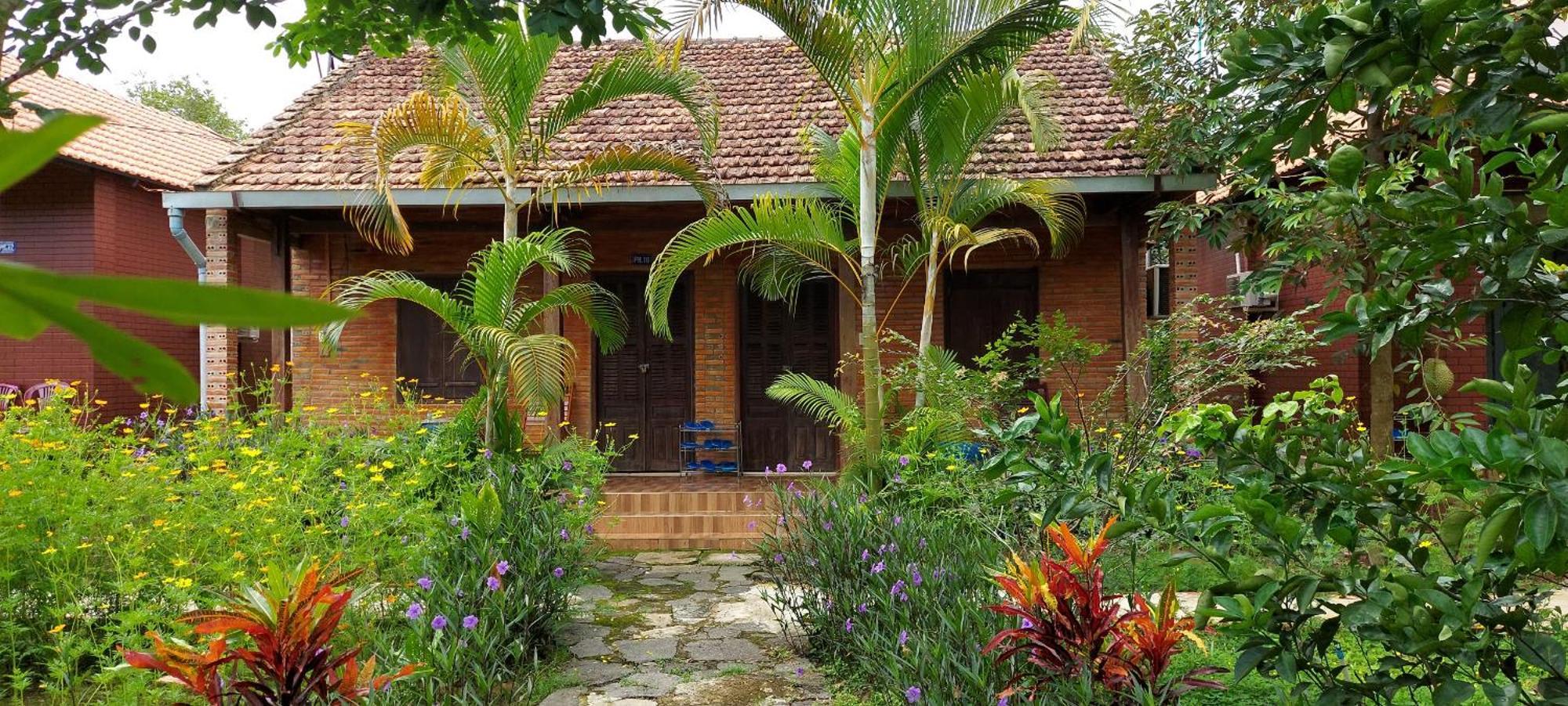 Thuy Tien Eco Lodge Cát Tiên Exterior foto