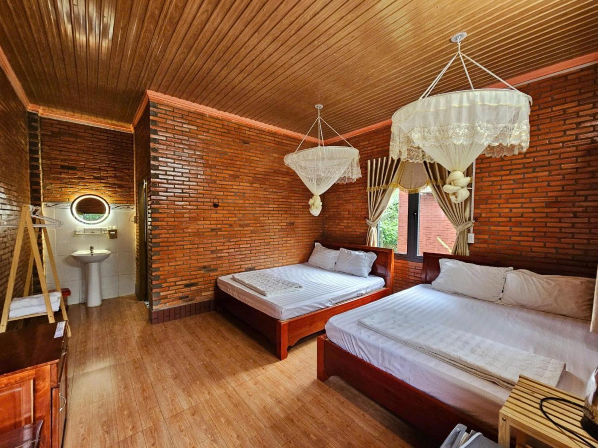 Thuy Tien Eco Lodge Cát Tiên Exterior foto